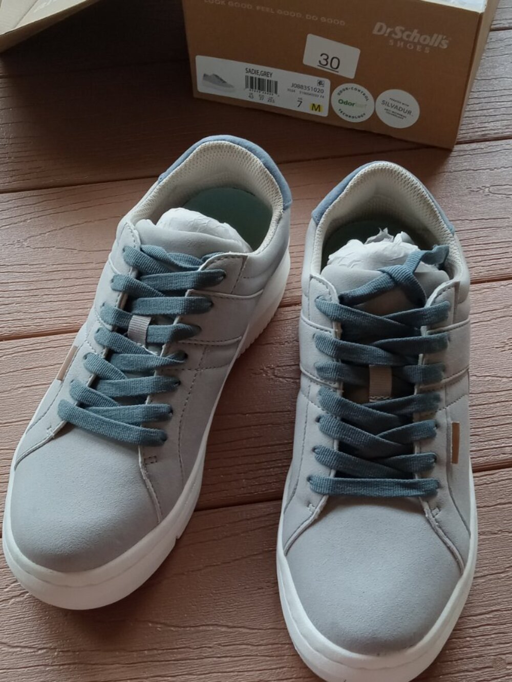 Dr. Scholl's shoes.  Womens size 7.  New in box. No tags.